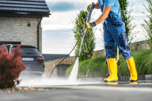 Best Deck Cleaning Services  in Onset, MA